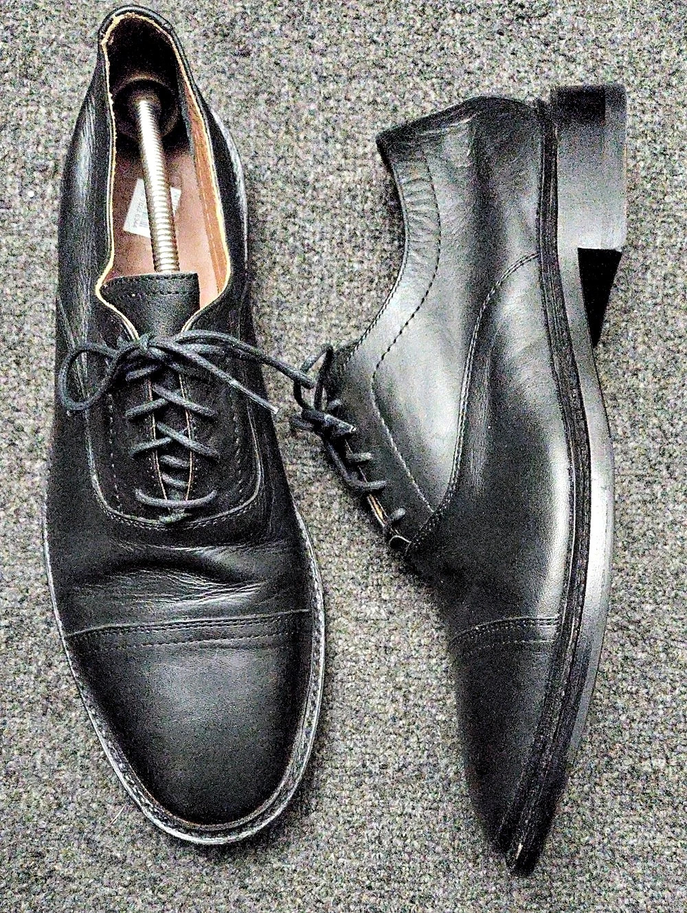 FRYE Cap Toe Oxfords in Black Leather